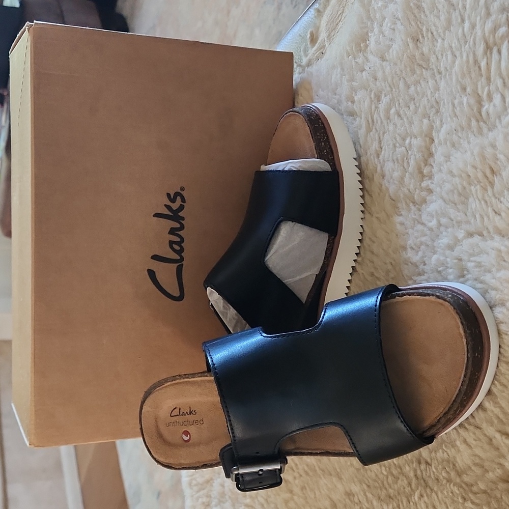 NWT IOB Clarks Lizby Ease Black Lea Leather Easy Slide Sandal 👡 🖤